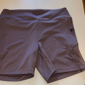 PINK athletic shorts, good condition & very comfy!! size XL